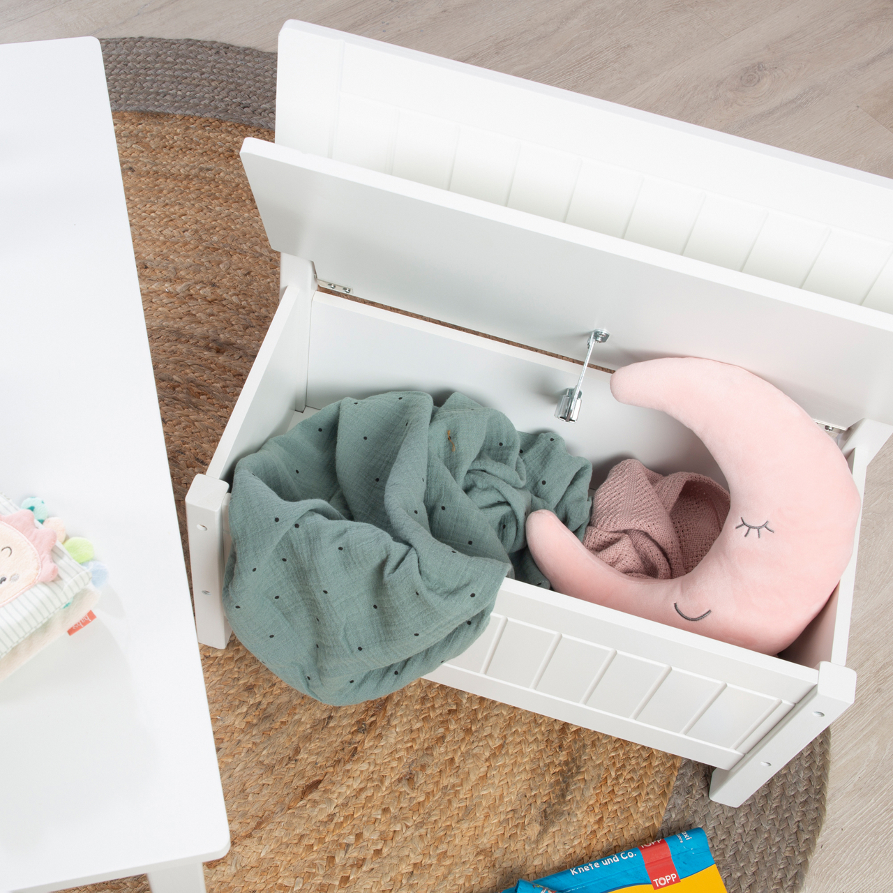  Kindertruhenbank  3