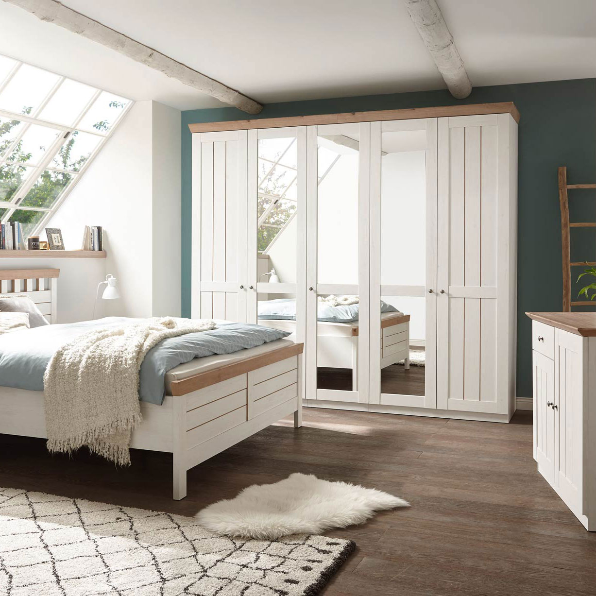  Schrank Basel