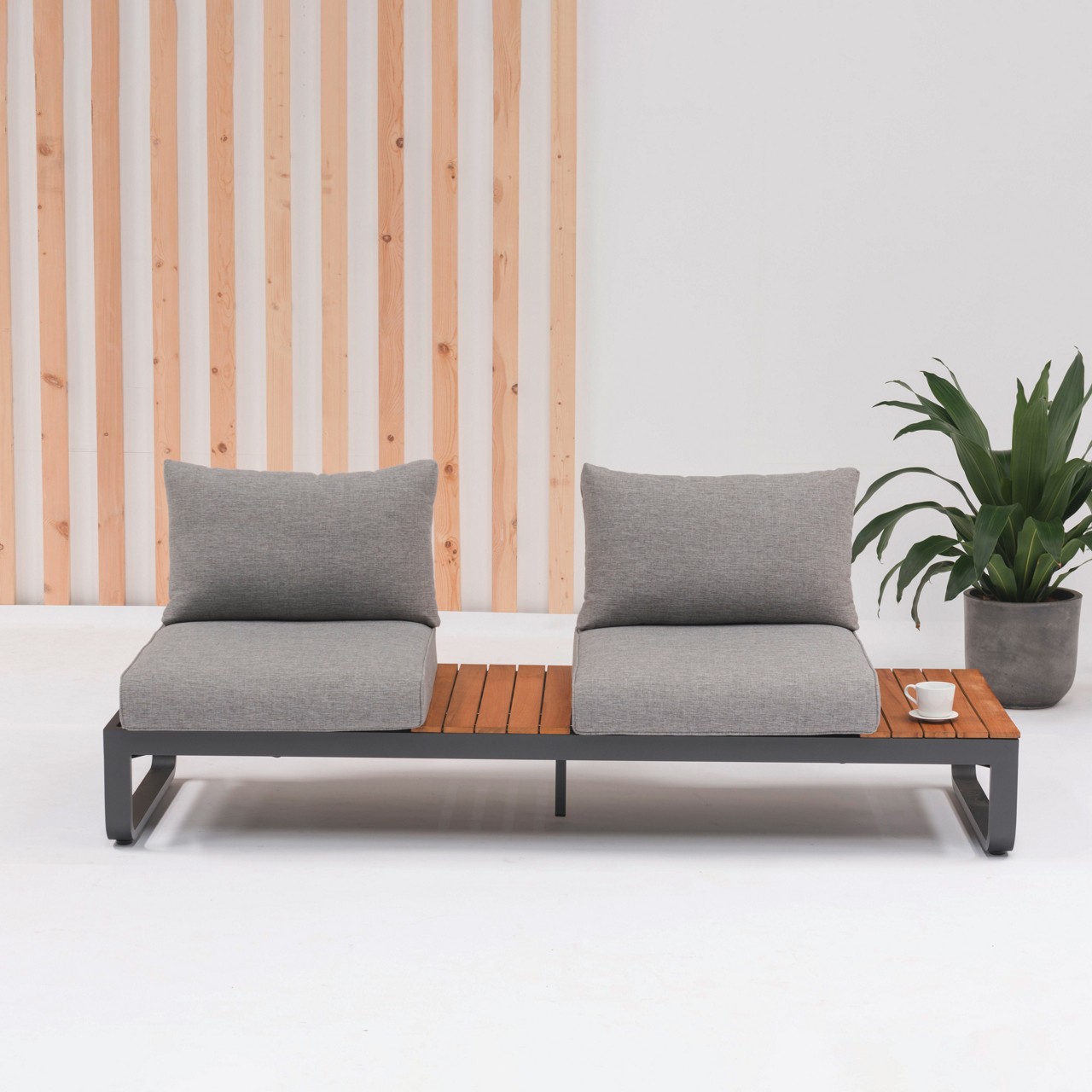  Gartenlounge Fly