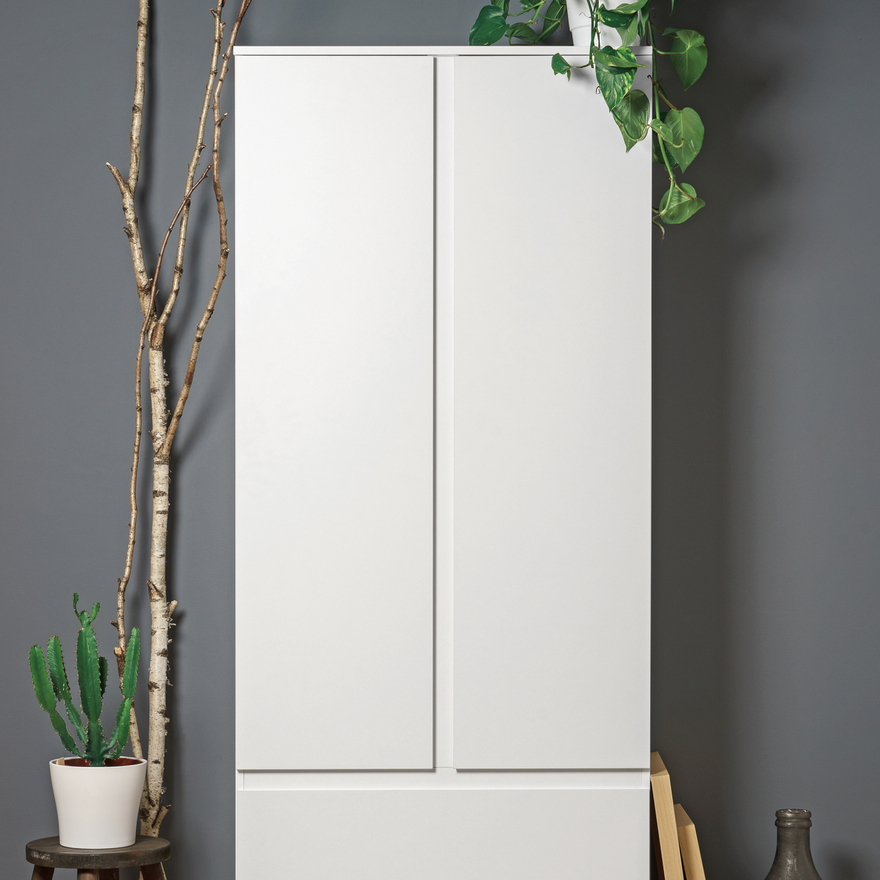  Mehrzweckschrank Image