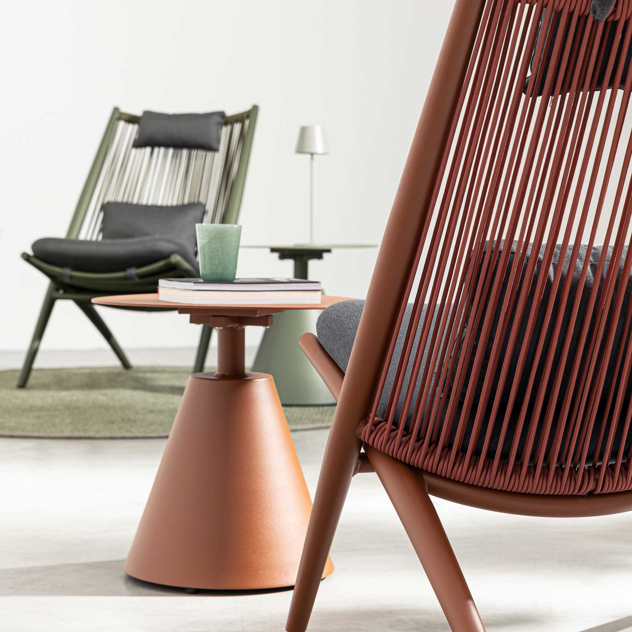  Lounge-Sessel Poltrona
