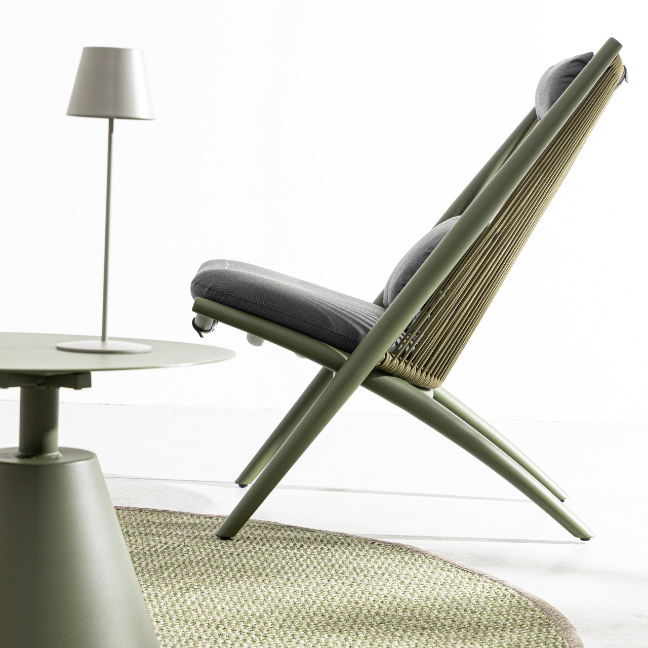  Lounge-Sessel Poltrona