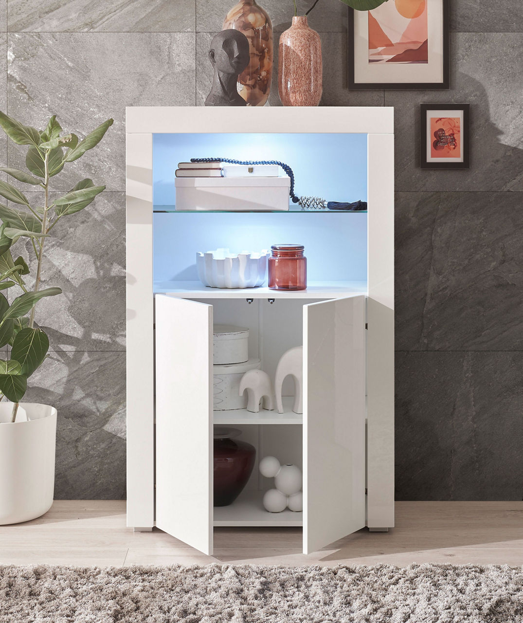  Highboard Leeds 2