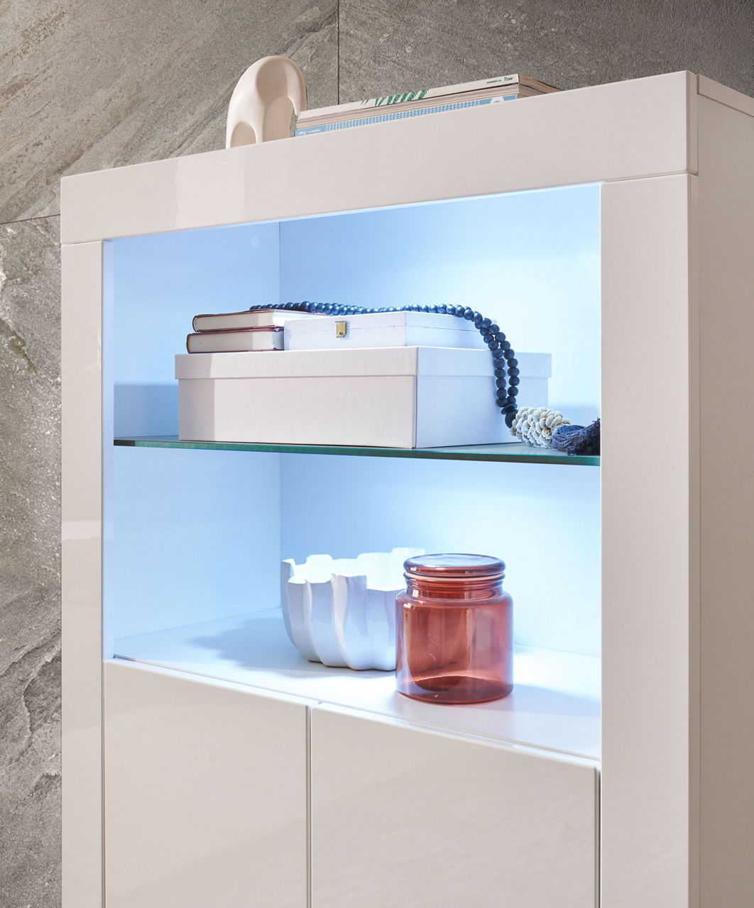  Highboard Leeds 4