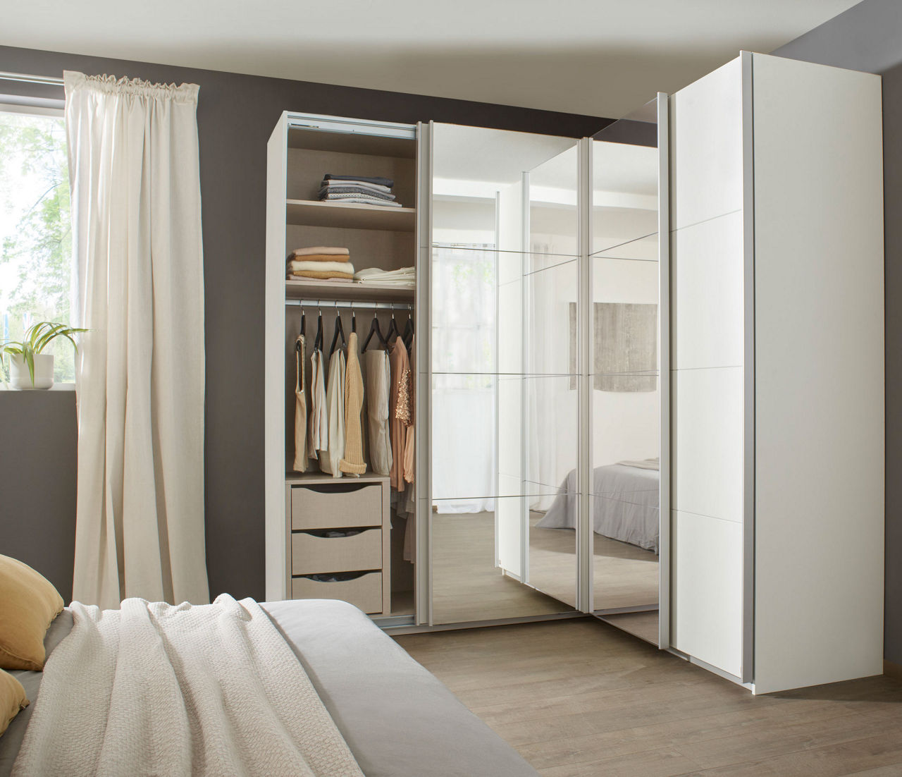  Schwebetüreneckschrank Quadra 2