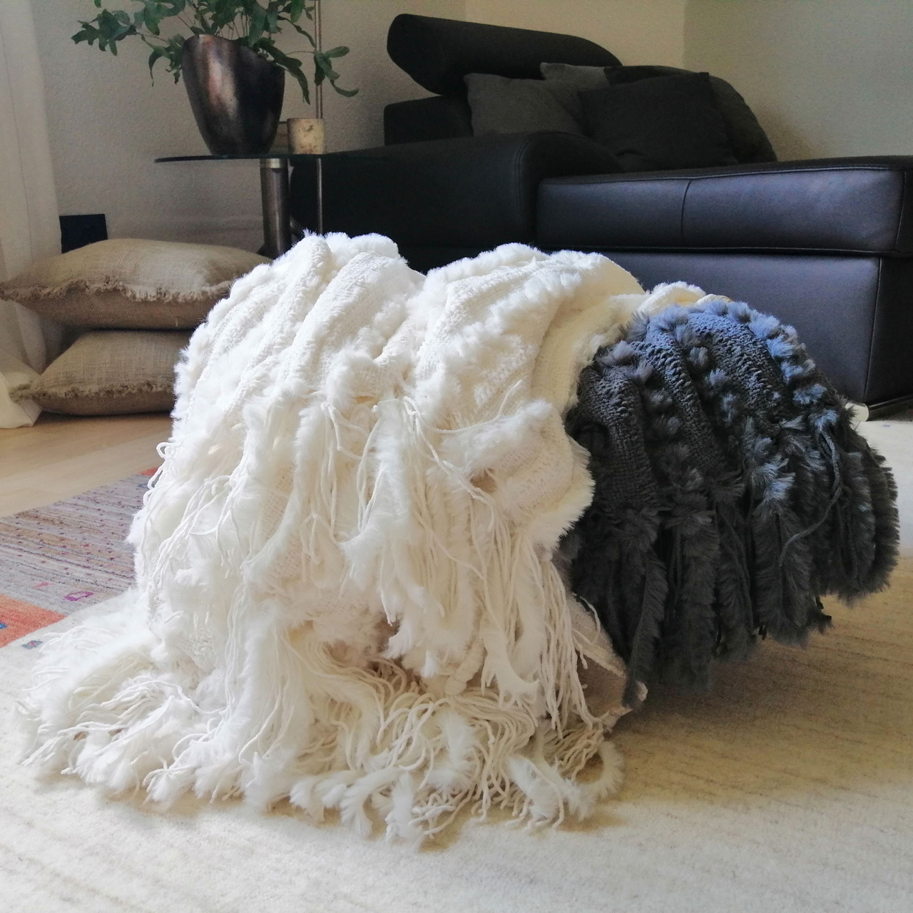  Strickdecke mit Fransen Nala 2