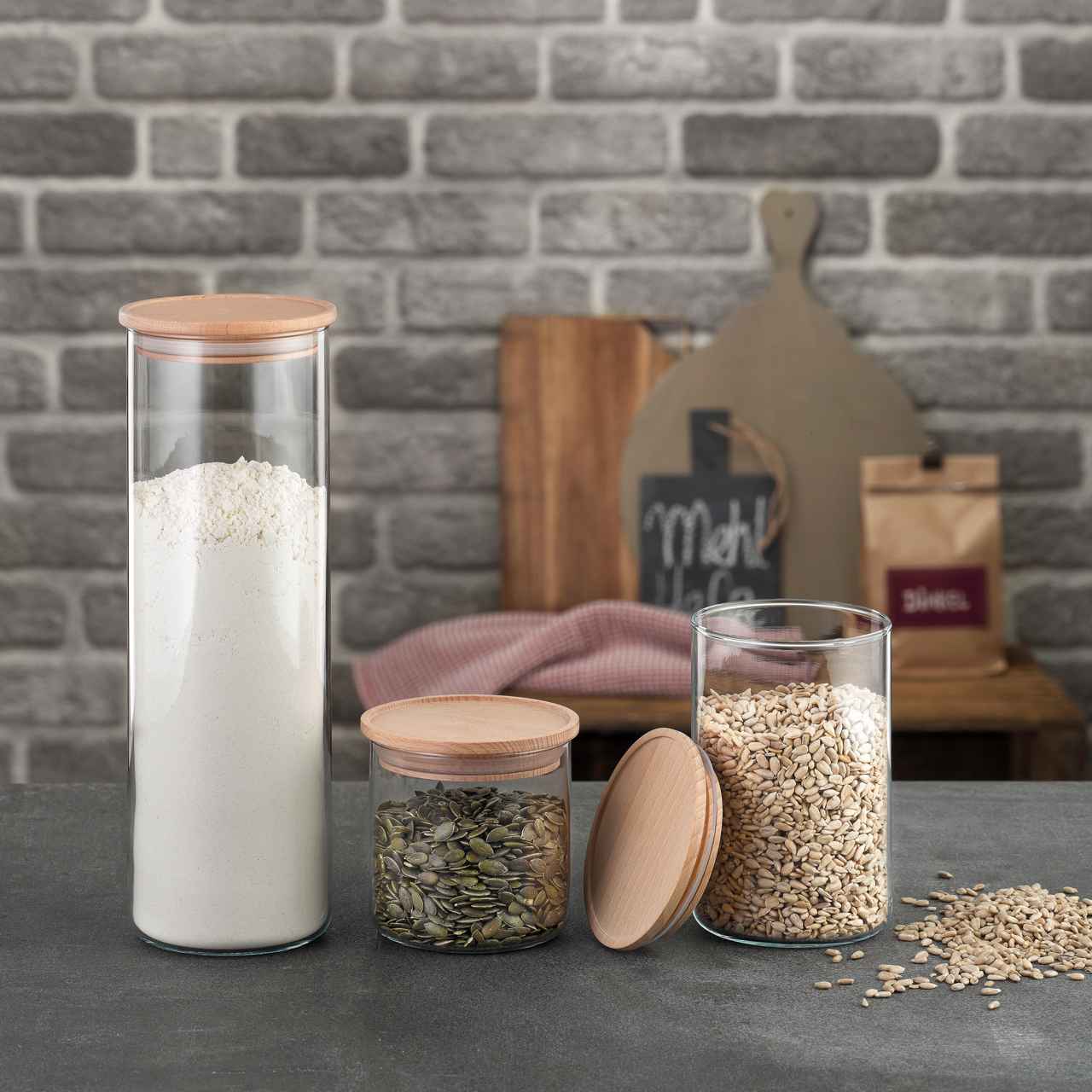  Vorratsdose aus Glas m. Holzdckl. 0
4 L Brot backen & mehr