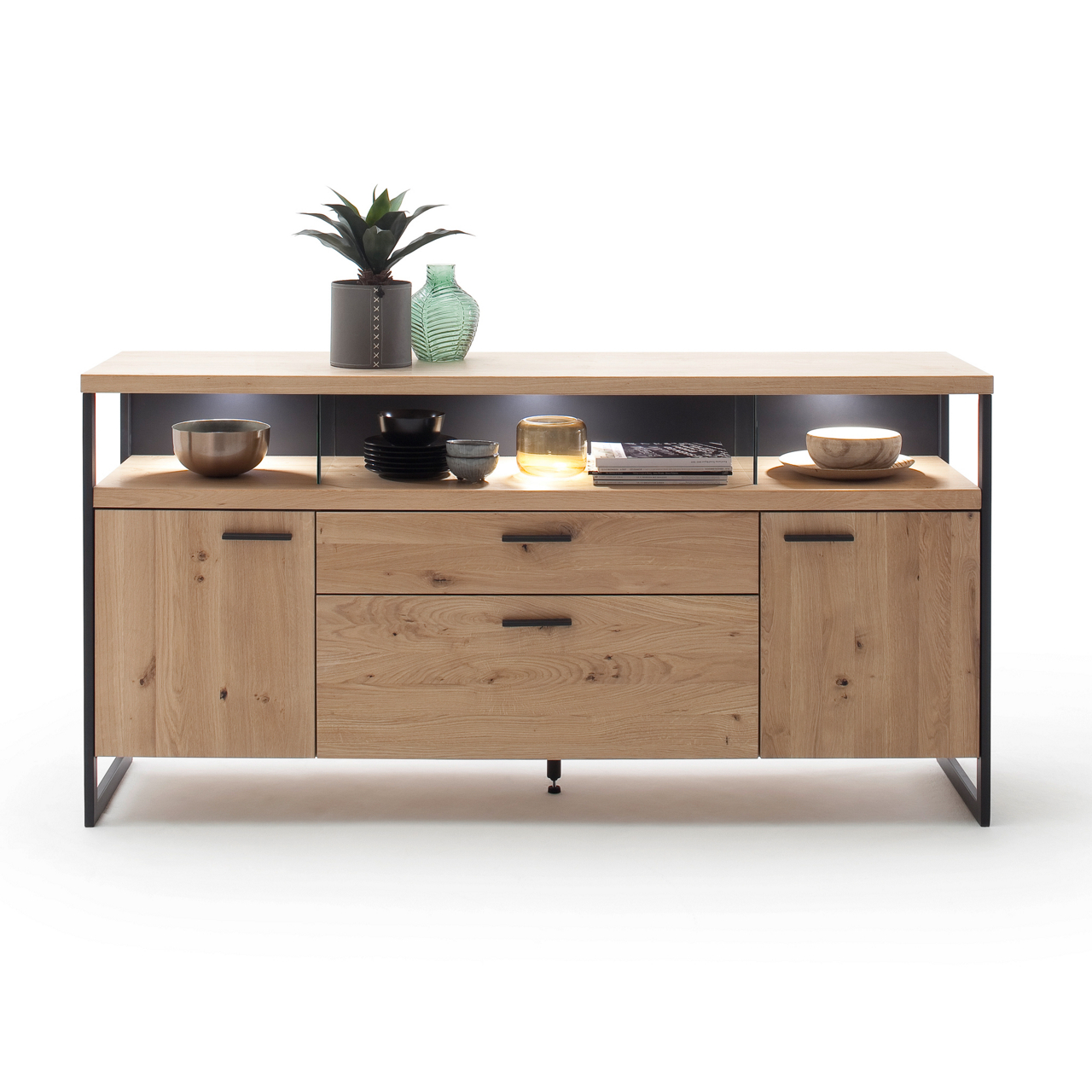  Sideboard Lantana