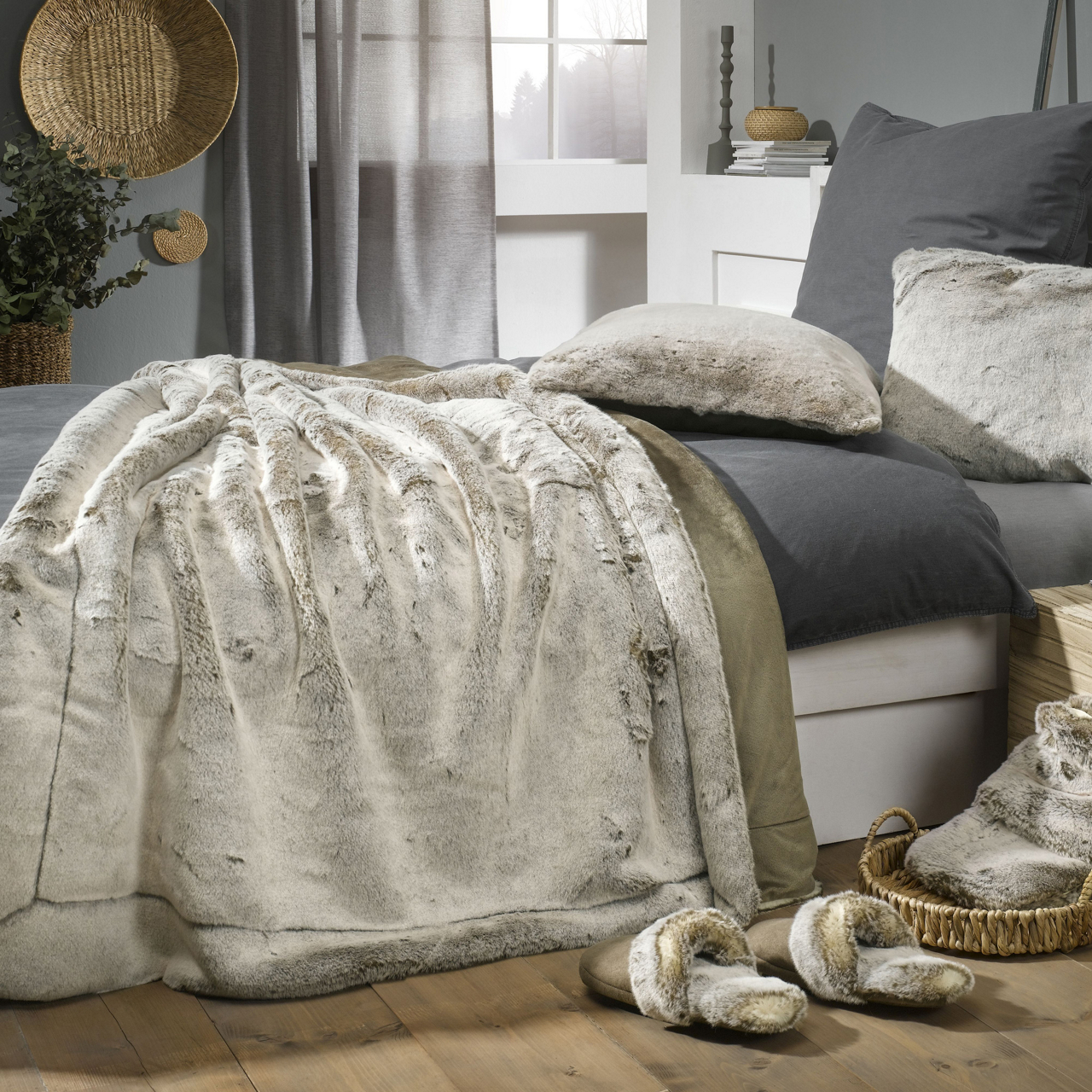  Fellimitat Decke Fluffy