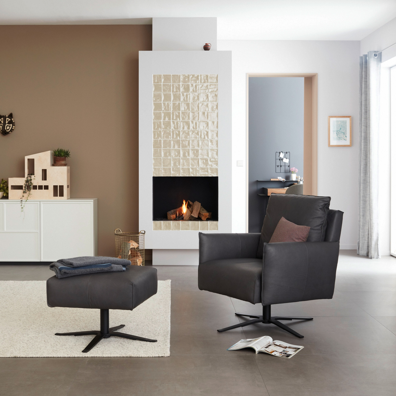  Hocker Lineo