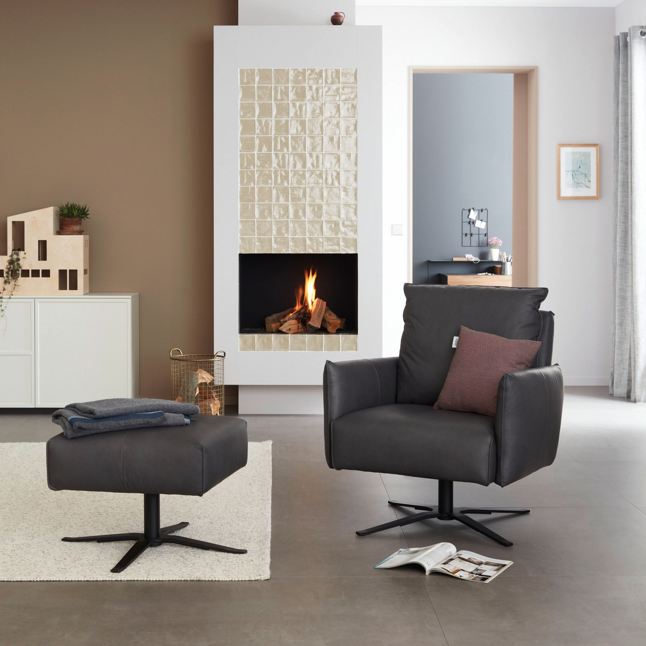  Hocker Lineo