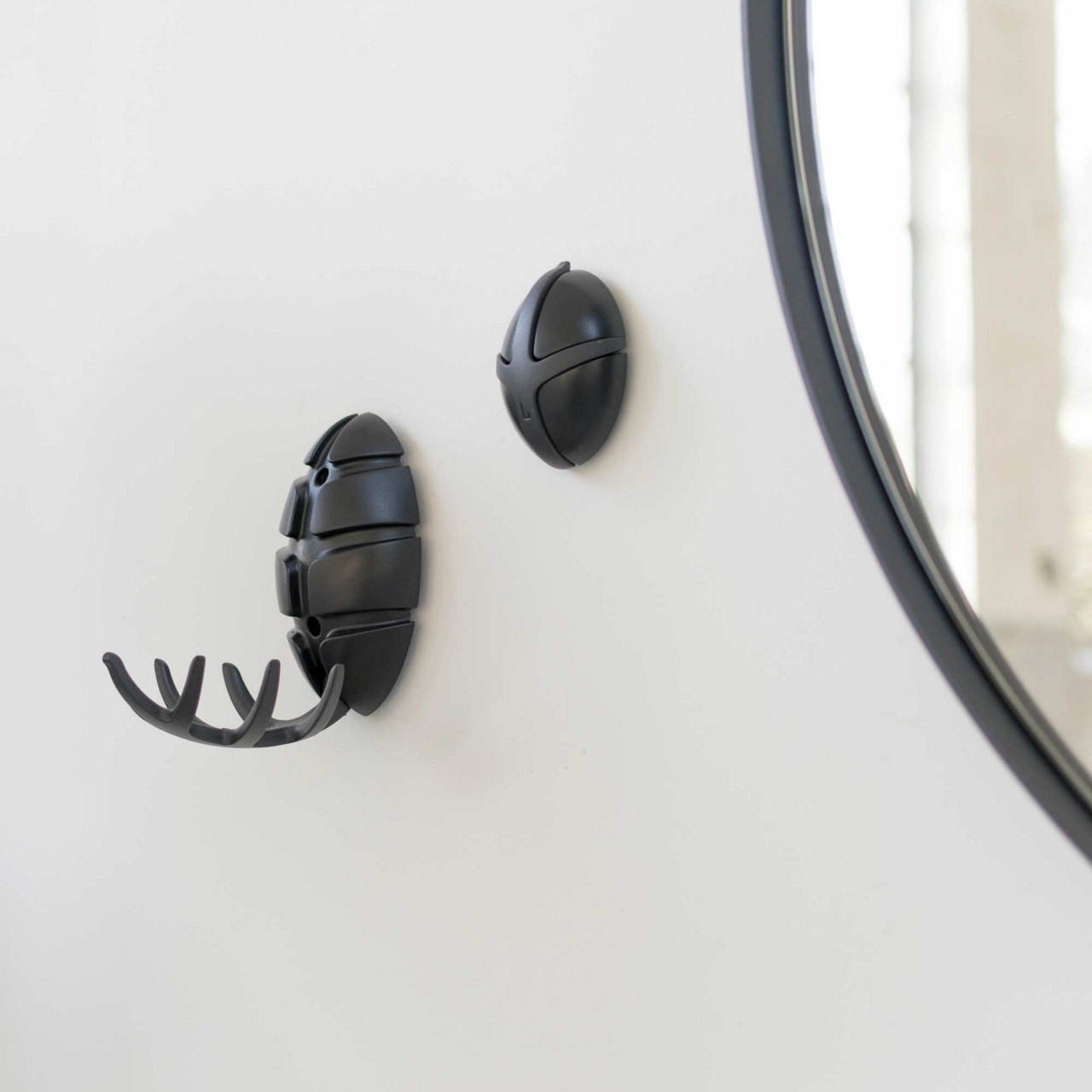  Coat rack Bug 4