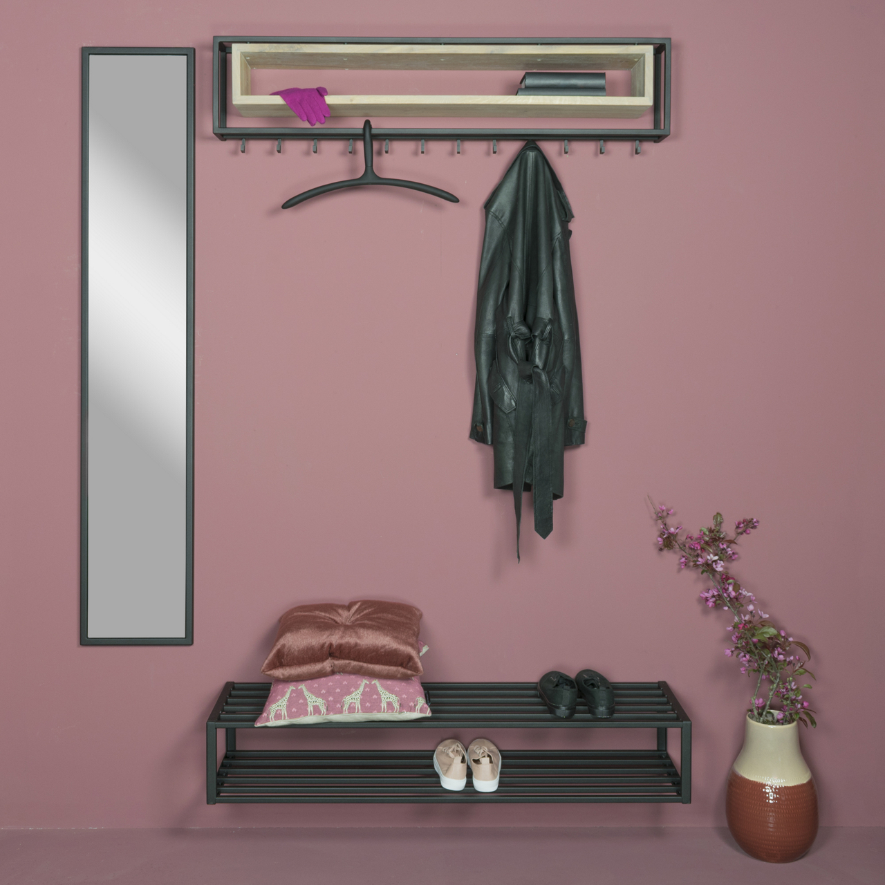  Mirror School
