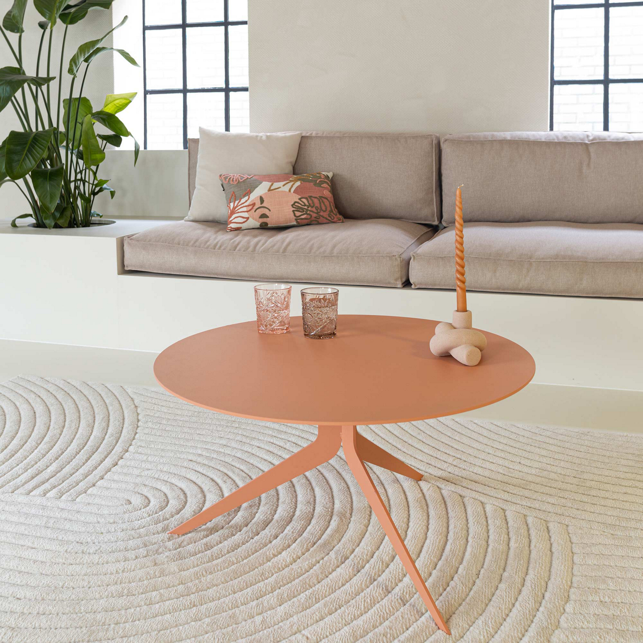  Coffee table Daley