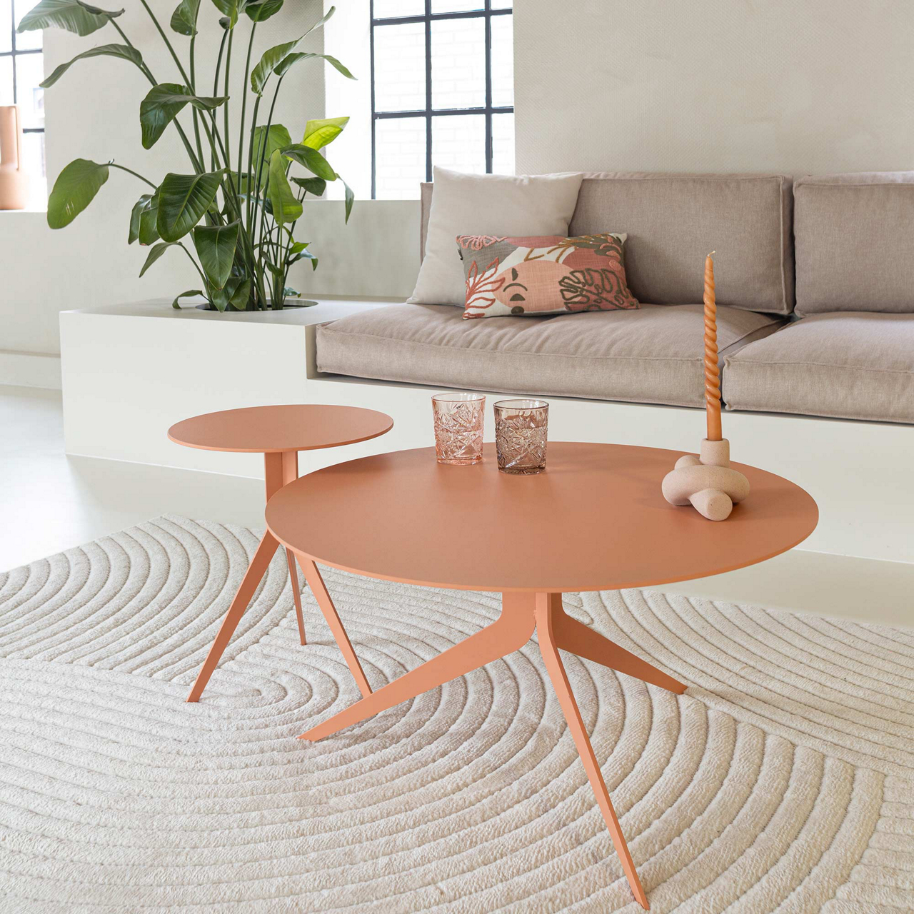  Coffee table Daley