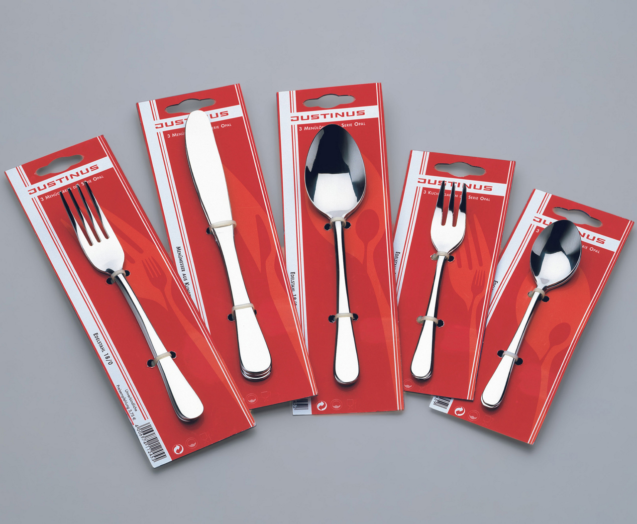  aus Edelstahl 18/0 und selbstverständlich spülmaschinenfest.
Material: Edelstahl 18/0
Anzahl: 3 Besteckteile auf Karte Opal