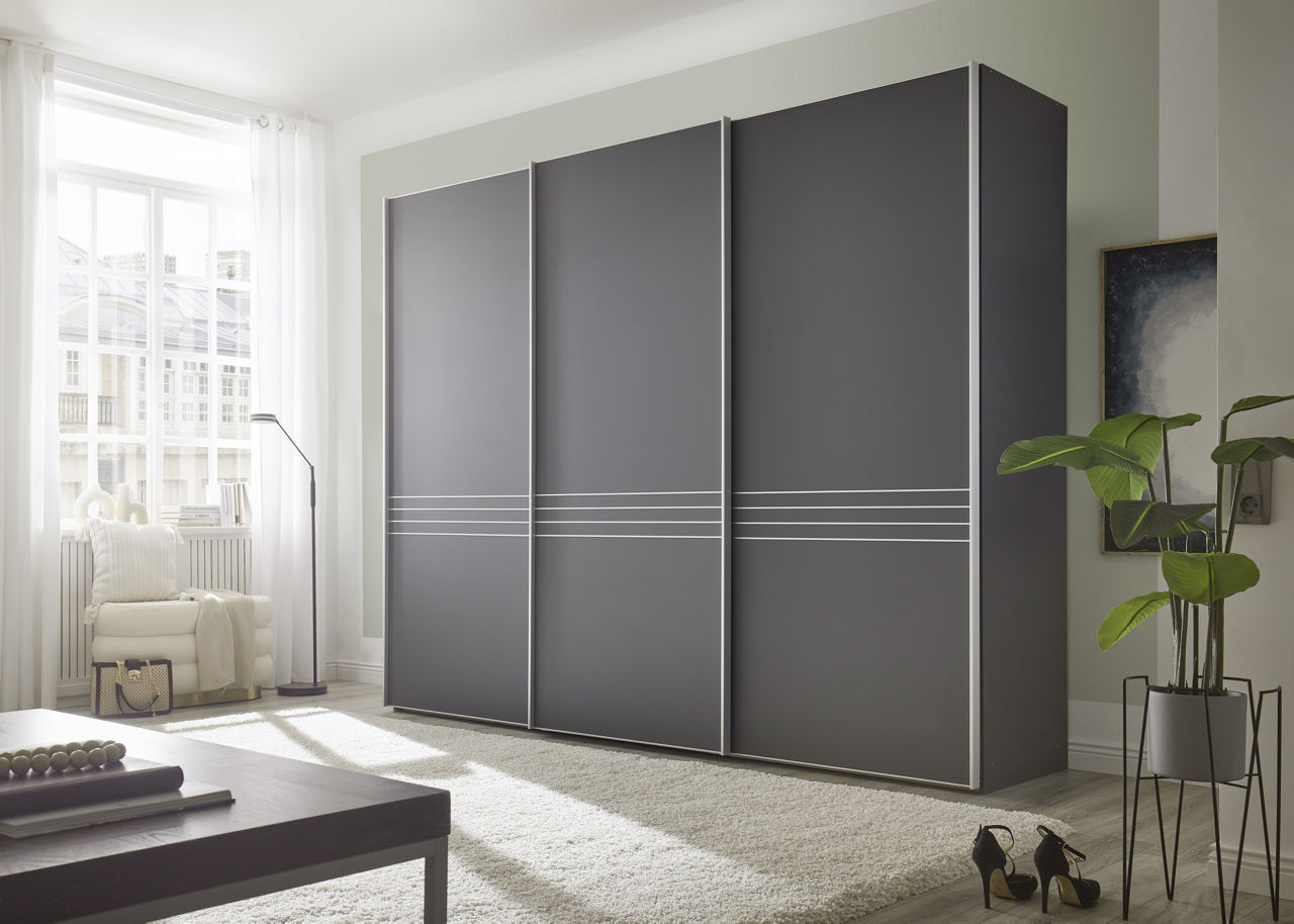  Schwebetürenschrank 3-türig Studioline 1