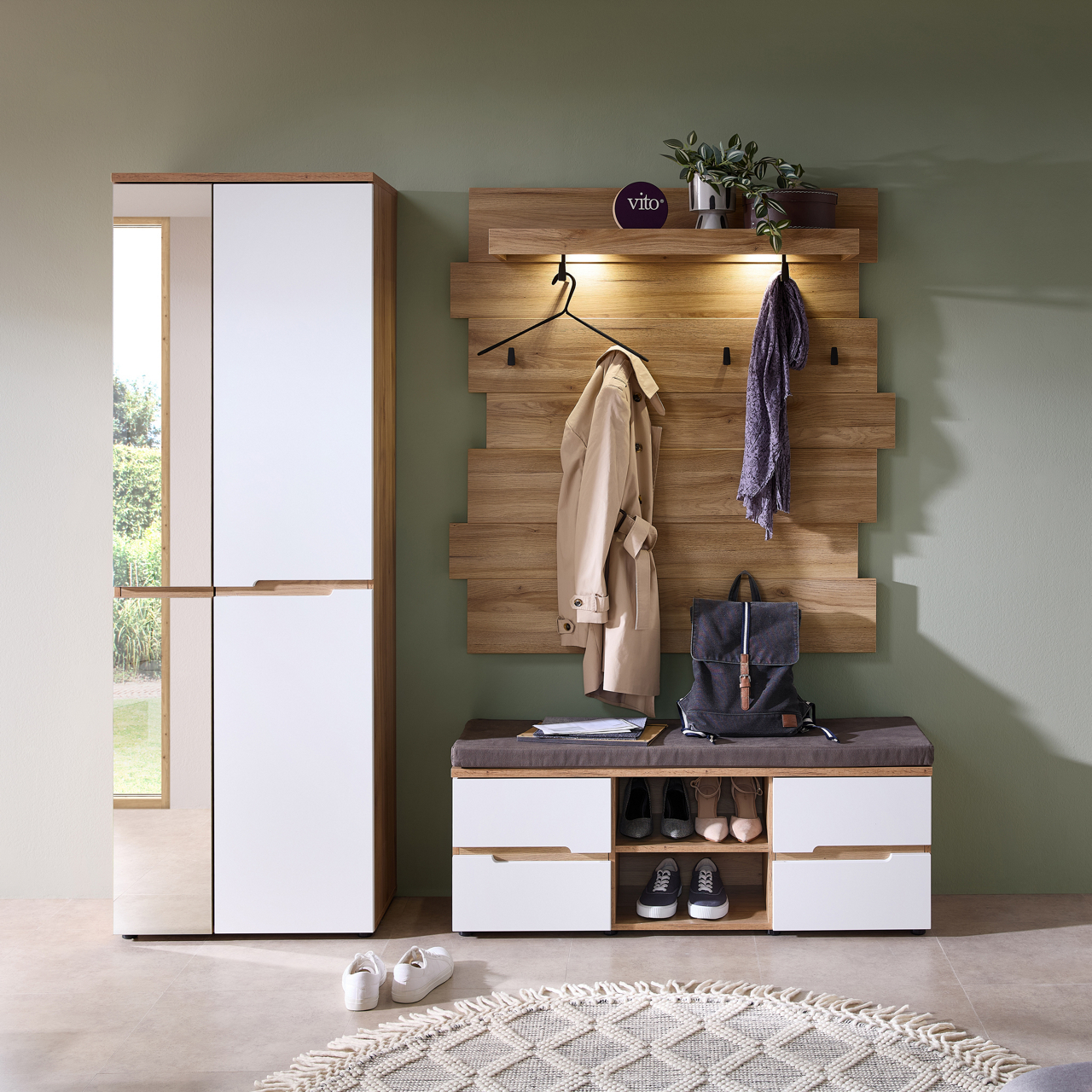  Garderobe Clyde 1