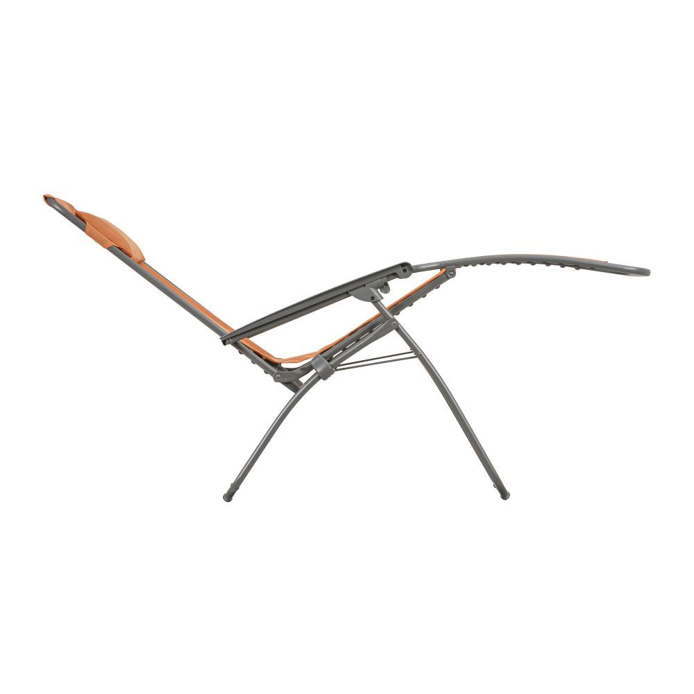  Liegestuhl R