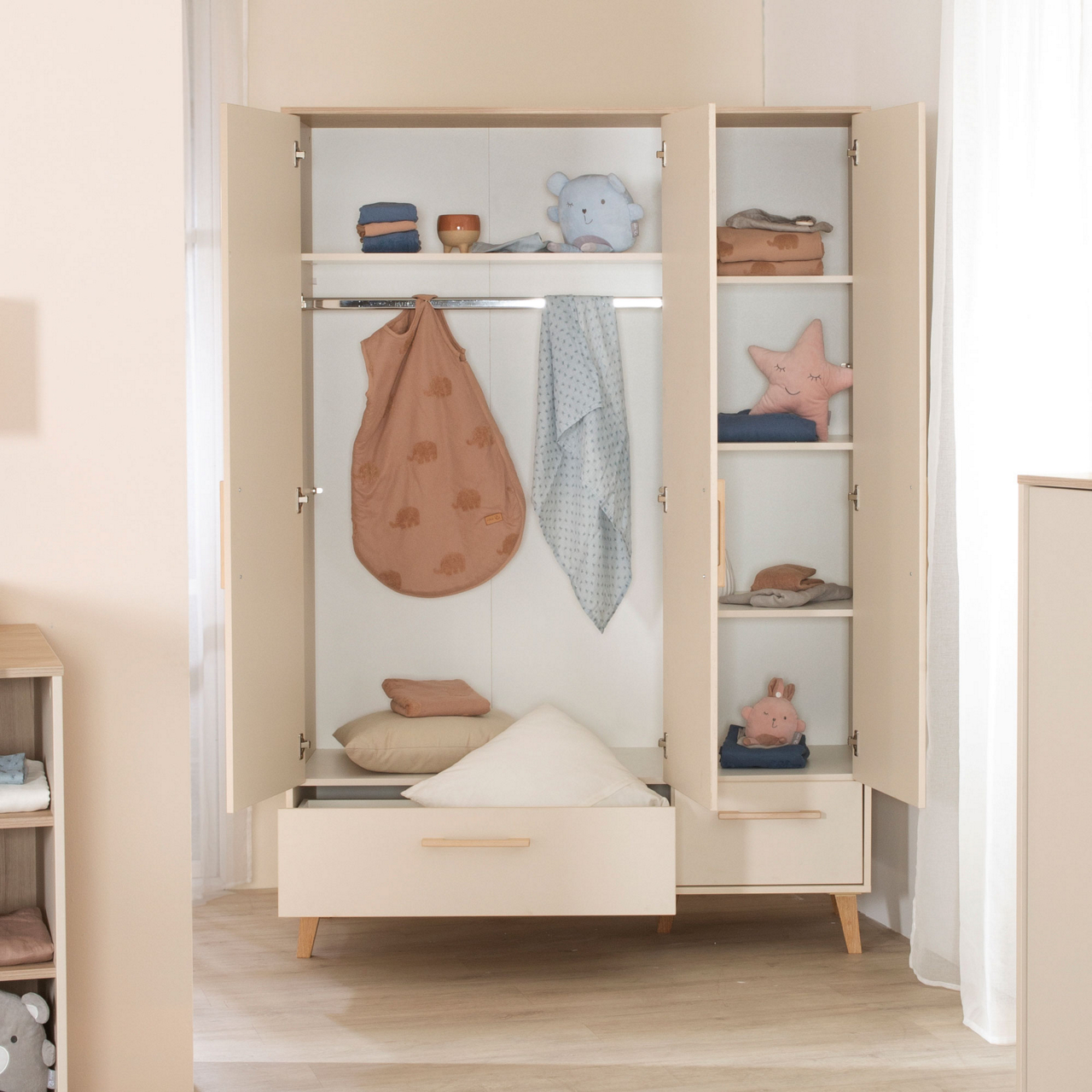  Kleiderschrank 3-türig Jil