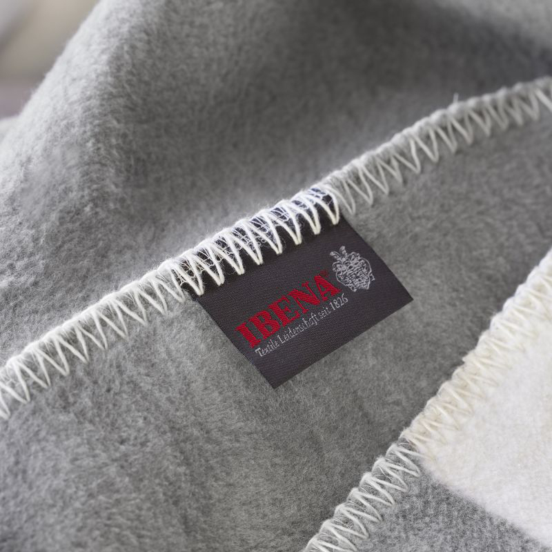Kollektion: Ibena Jacquard Decke Nottingham2878-150-200-800