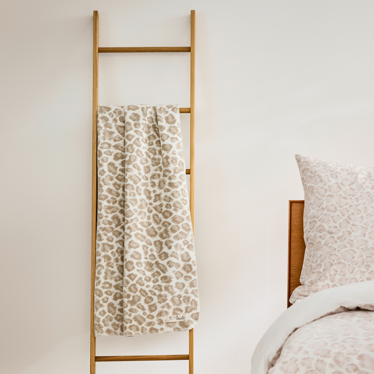 s.Oliver Jacquard Decke s.Oliver2657-150-200-300 4