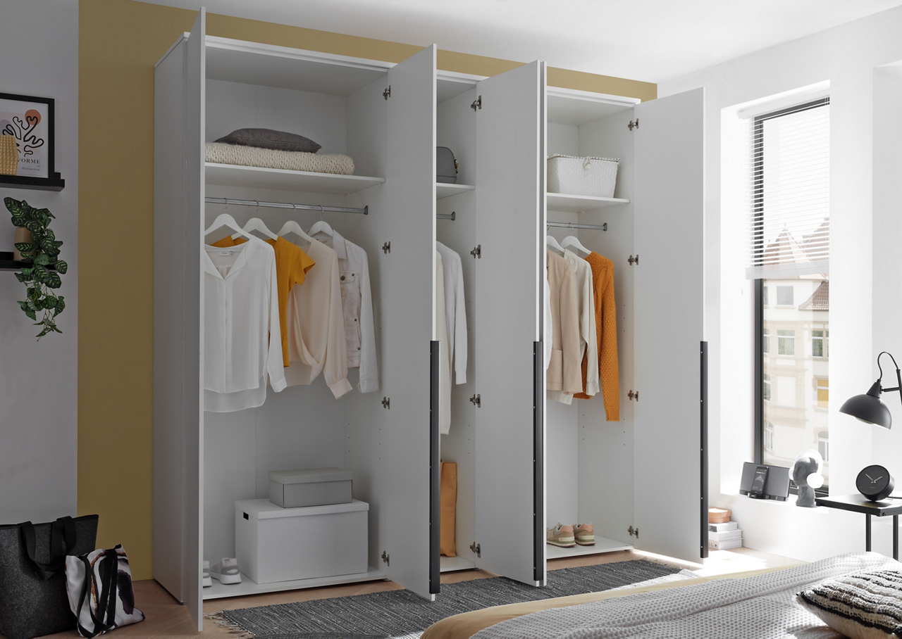  Kleiderschrank Kevo 3