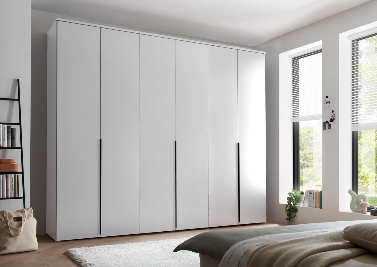  Kleiderschrank Kevo 1