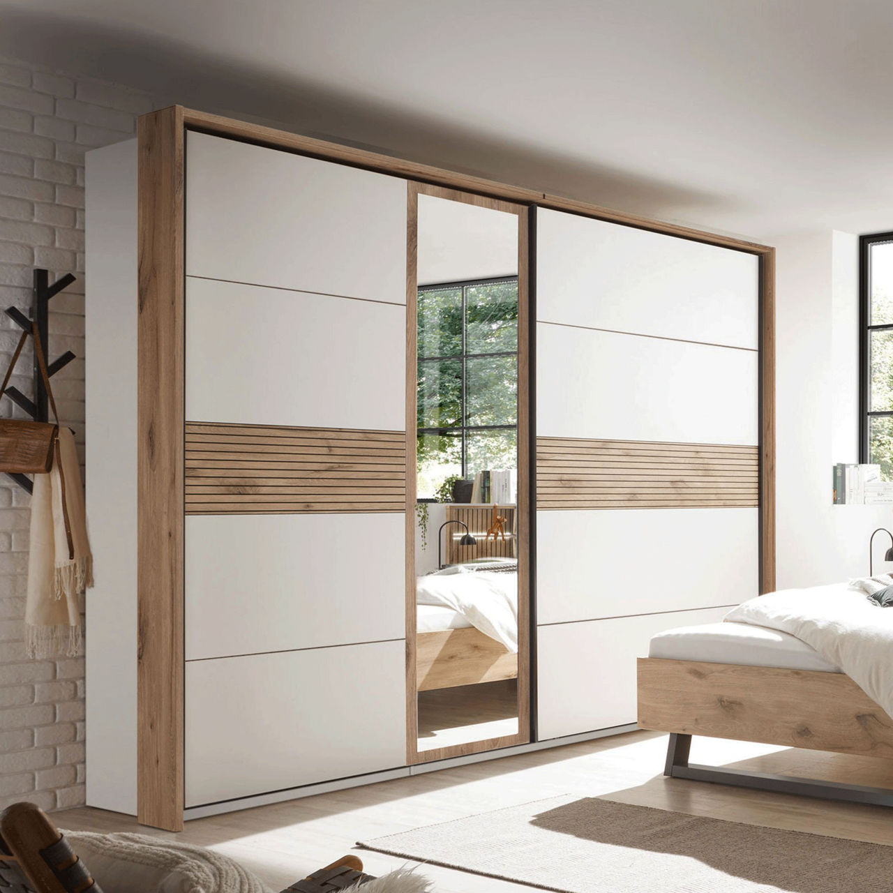  Schwebetürschrank Leo 1