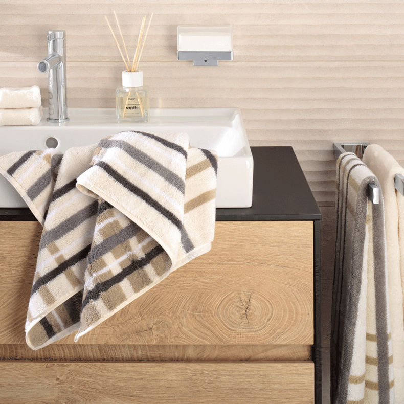  Handtuch Noblesse Check 1