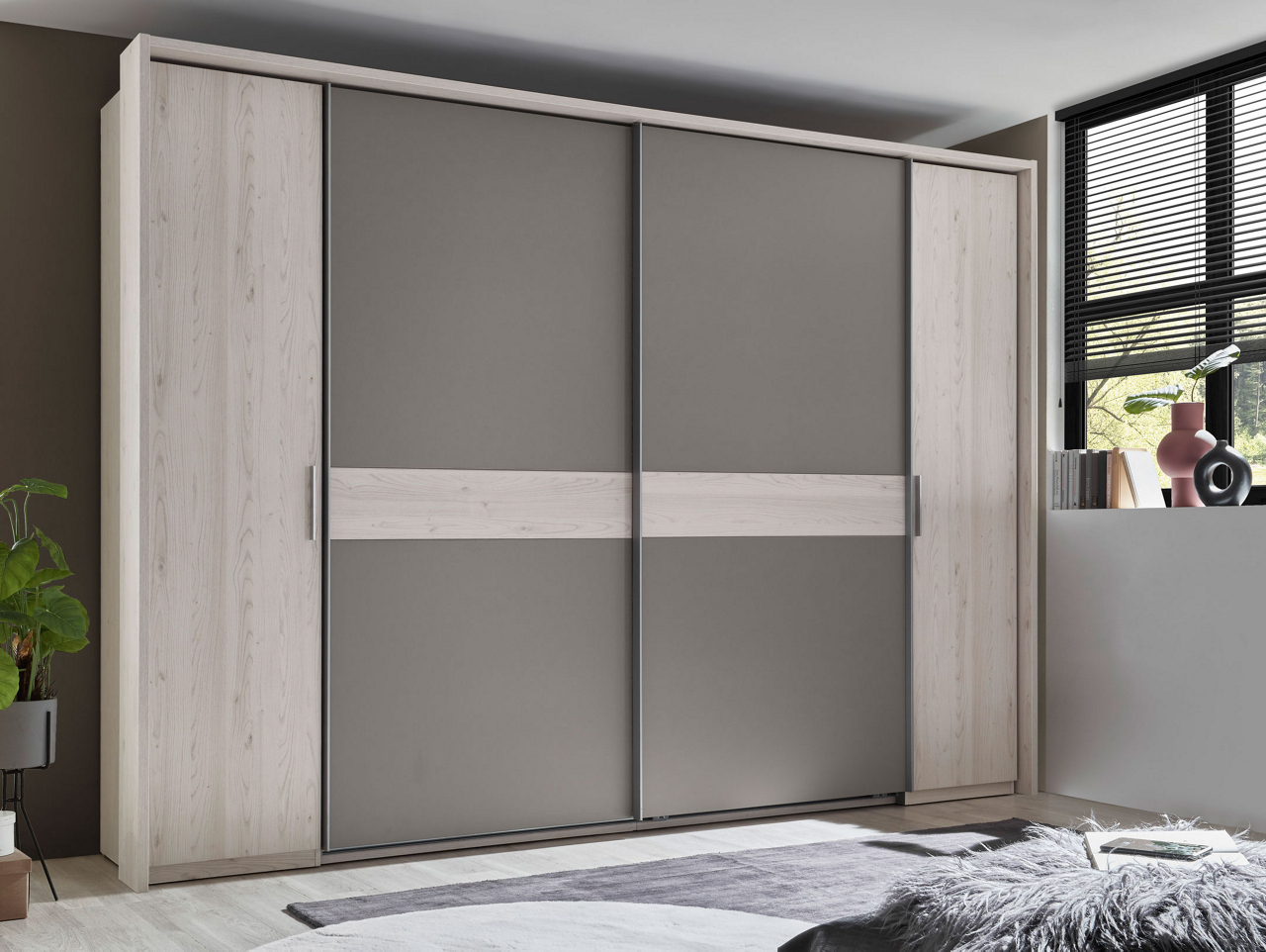  Dreh-/Schwebetürenschrank Title Vito 1