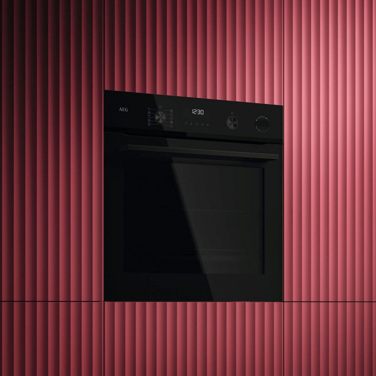 AEG Multifunktion-Einbaubackofen mit Dampf GB5070SB 2