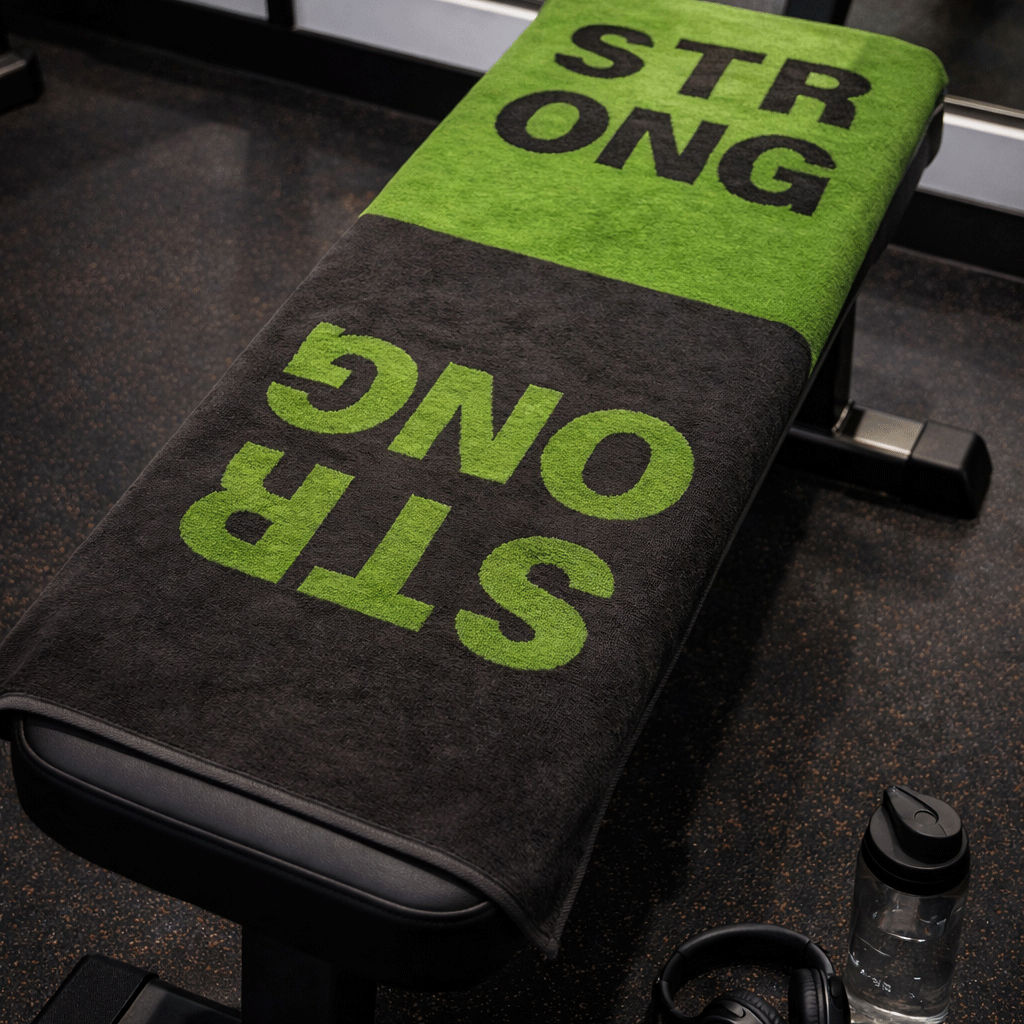  Handtuch Strong 1