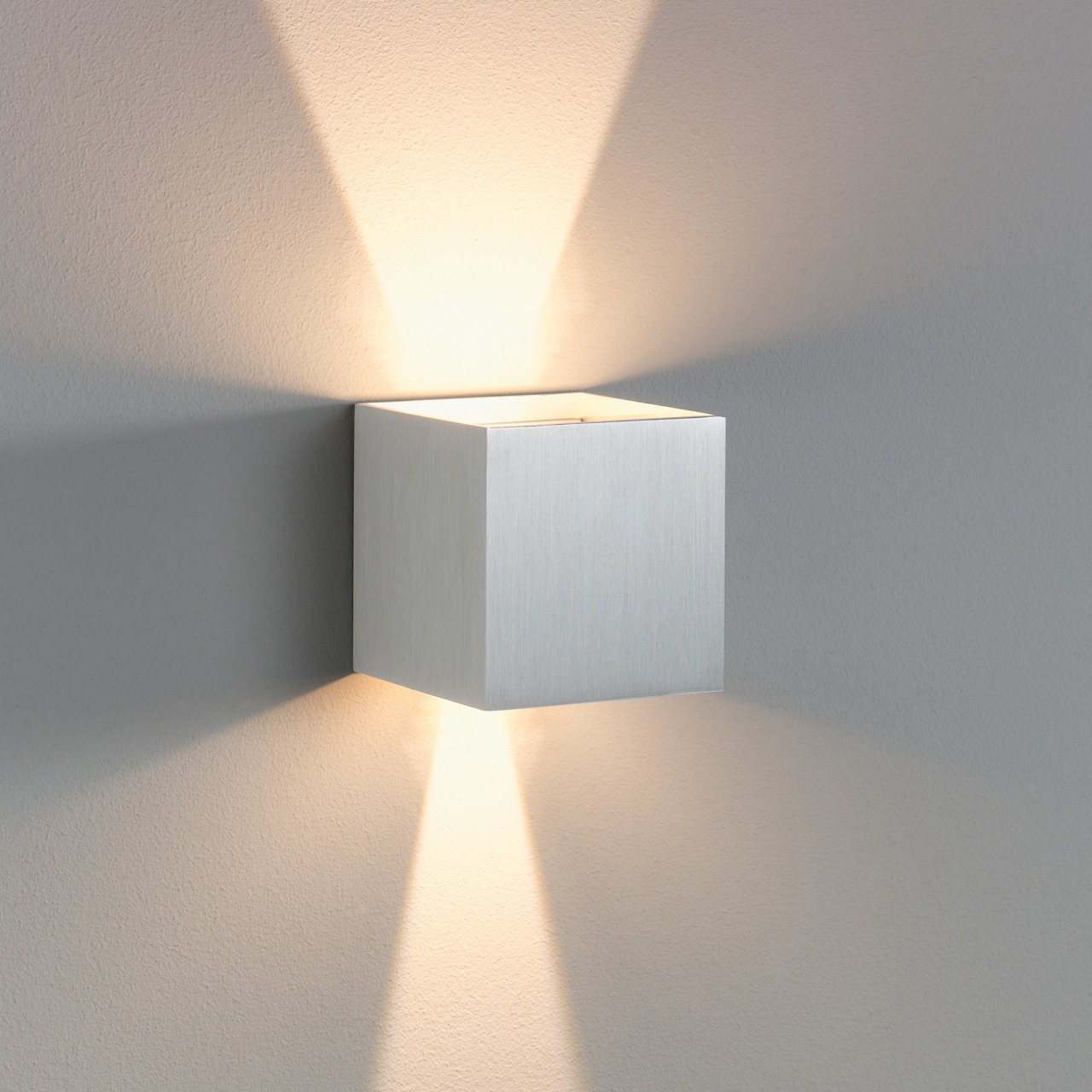  LED-Außenwandleuchte Cubi